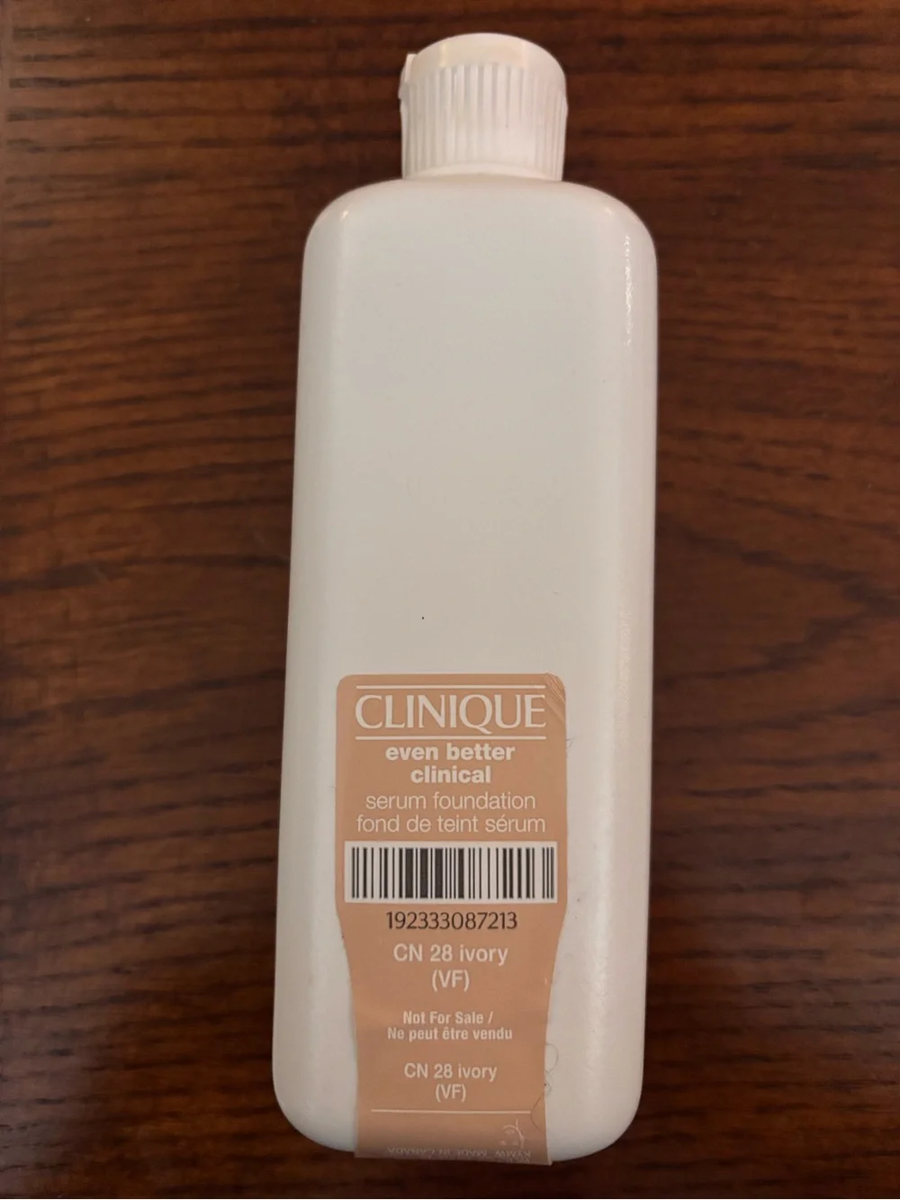 Clinique White Bottle with Beige Label - Even Better Clinical Sample